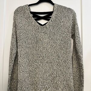 V-Neck Sweater in Black and White; Criss-cross back!